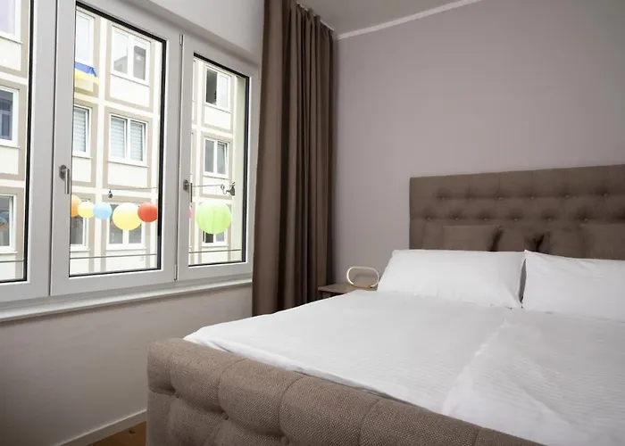 Appartement Goldenkey Am Rathausplatz Neu Eingerichtet